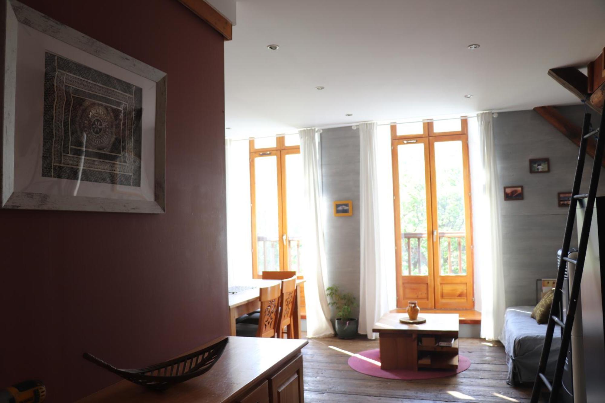 Appartement Dans Une Maison De Pays Briançon Екстериор снимка